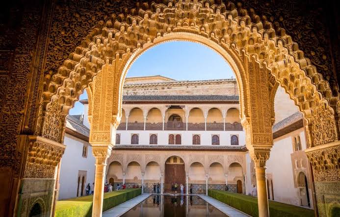 Granada Buszos Élményprogram